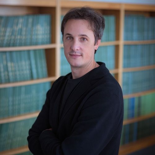 César Terrer César Terrer